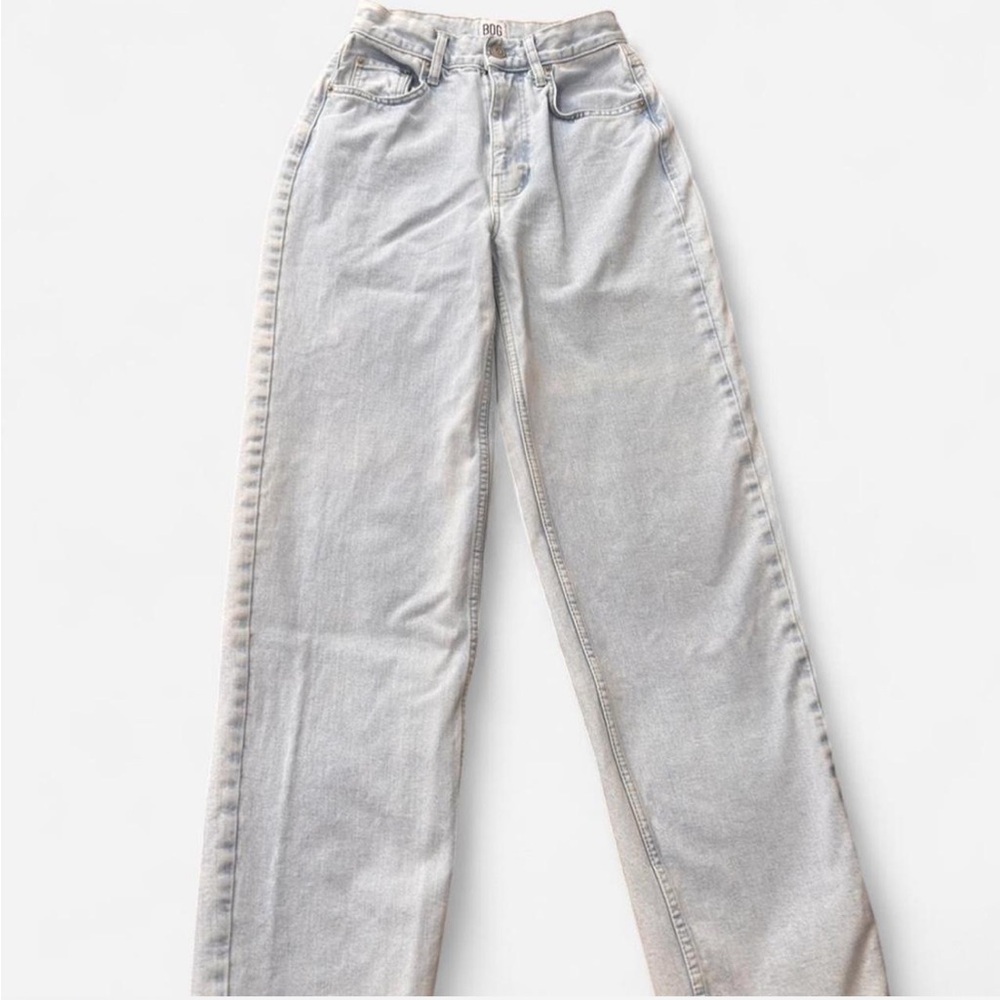 BDG Women's Light Gray Straight Leg Jeans